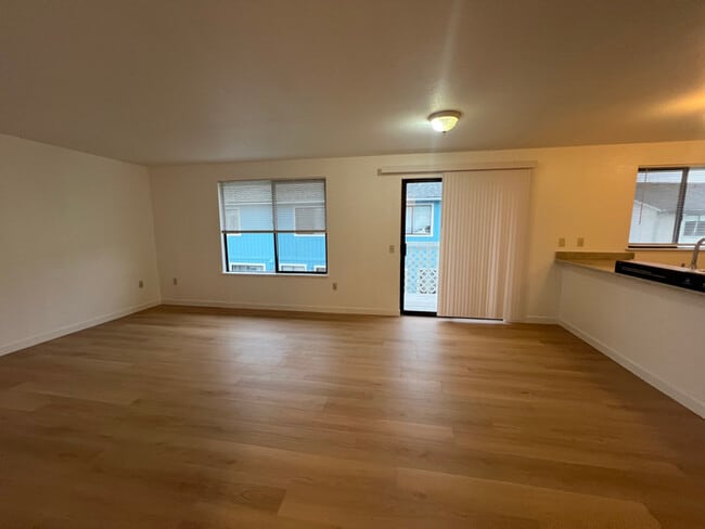 Photo - 18510 Blueberry Ln Unidad C