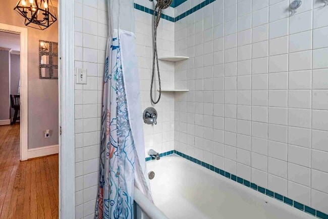 Photo - 7717 Ferndale St