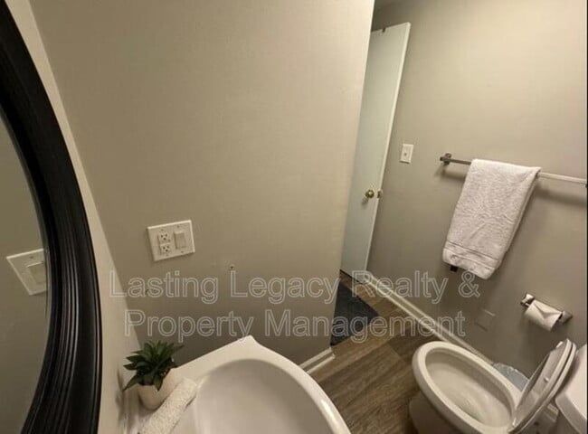 Photo - 1227 Brookwood Dr