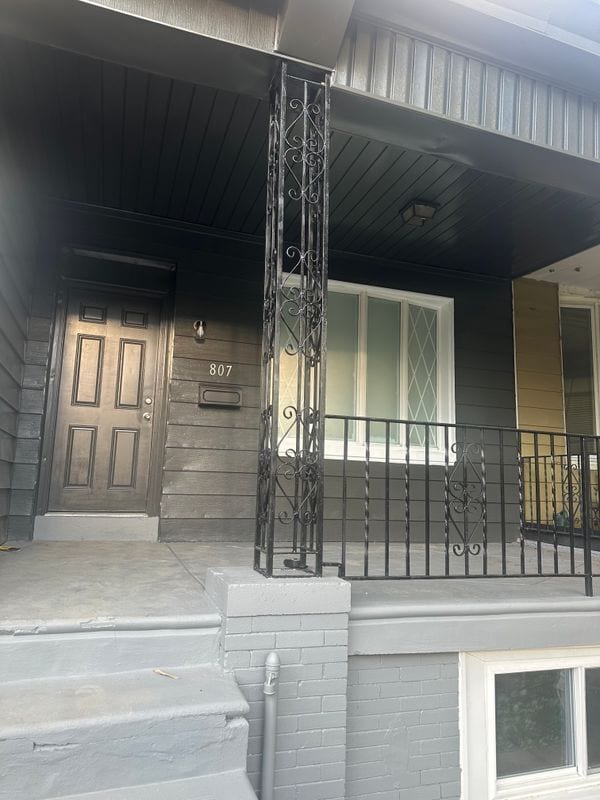 Photo - 807 S 57th St