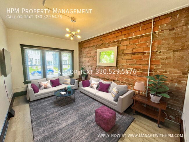 Photo - 1331 W 65th St Unit 102