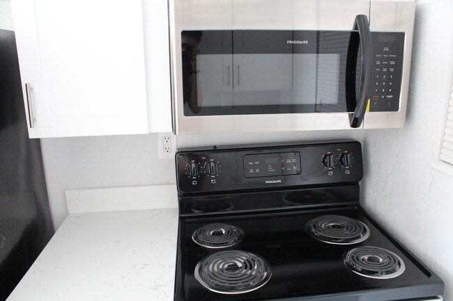 Photo - 580 North Miami Apartments