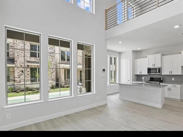 Photo - 1558 Dulwich Dr