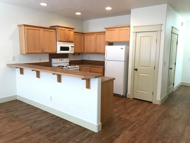 Photo - 2131 S Amy Ave