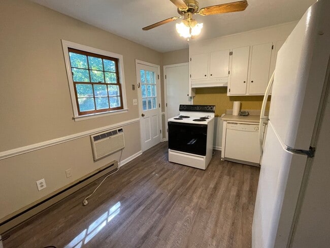 Photo - 1110-1112 Heath Ave Unit 1110