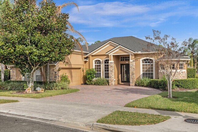 Photo - 2625 Tweed Run