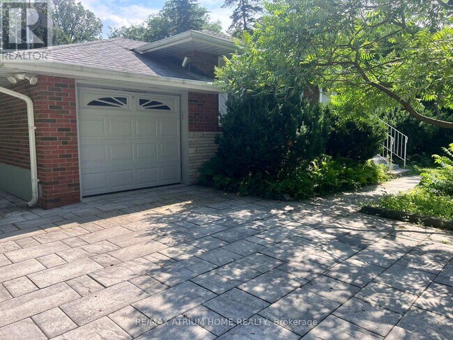 Photo - 23 Riverbend Rd