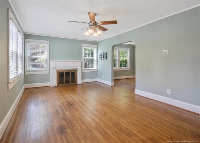 Photo - 209 N Churchill Dr