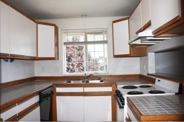 Foto del edificio - Bldg 1 & 2