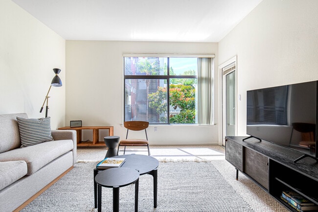 Building Photo - 754 The Alameda Rental