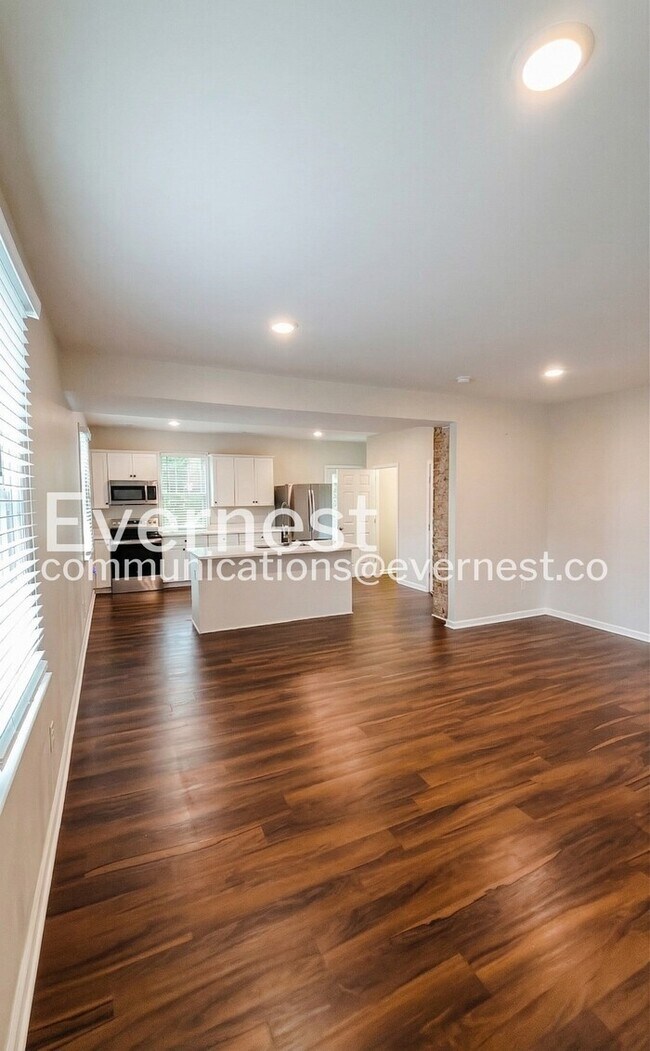 Photo - 115 Pine St