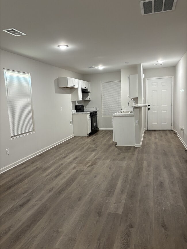 Photo - 2585 Callie Rd