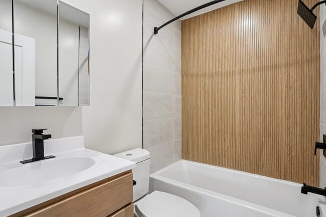 Photo - Petoni Apartments