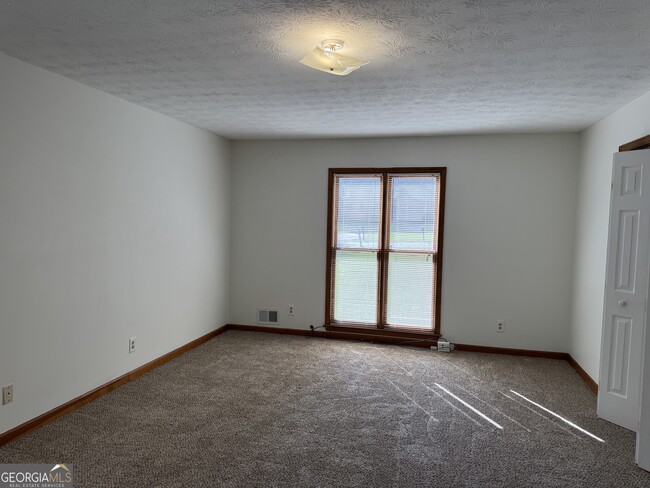 Photo - 19 Sentry Oak Ct