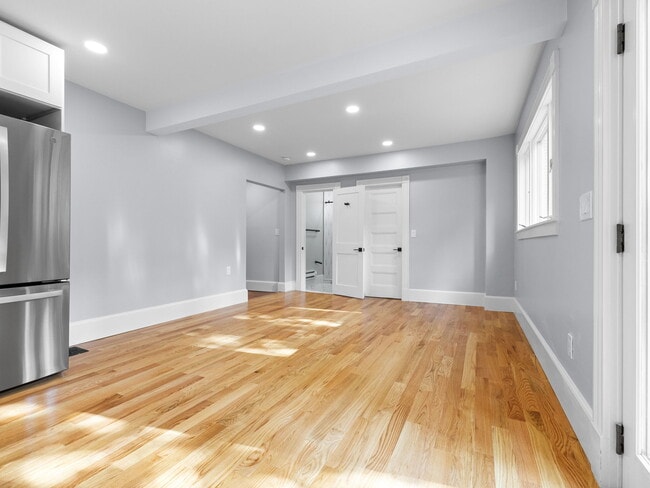 37 Hancock St Unit 1