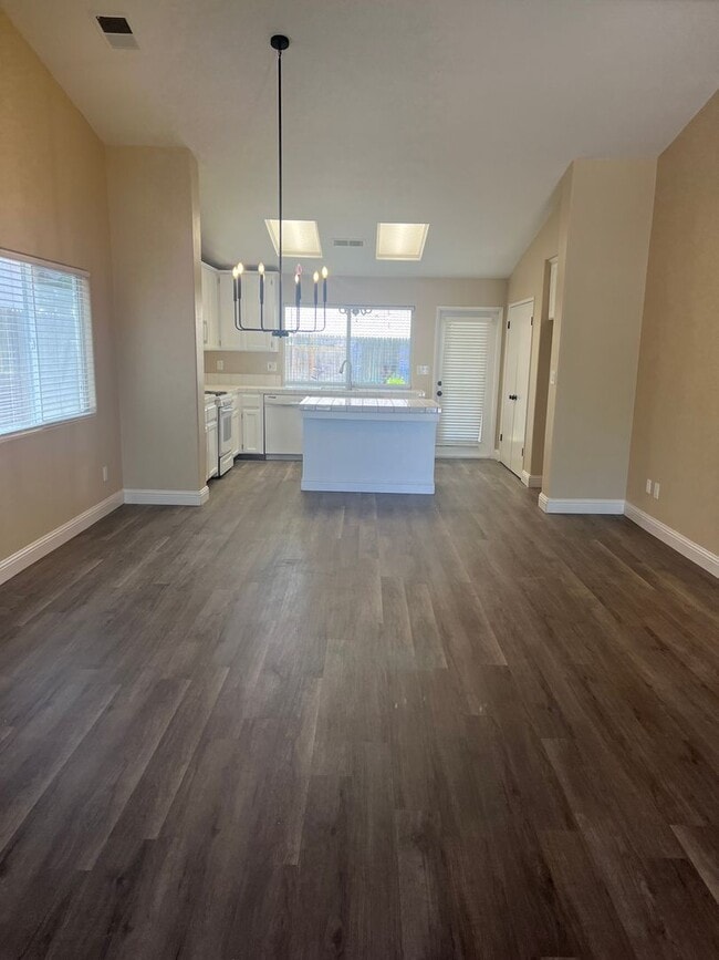 Photo - 10503 Victoria Falls Ave