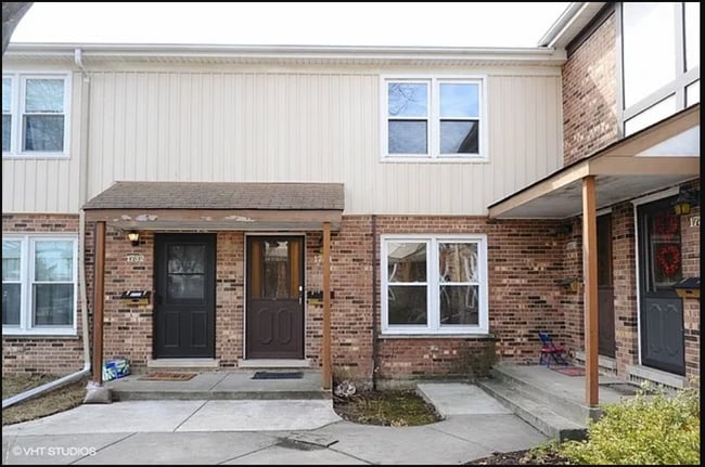 Building Photo - 1734 Pickwick Ln Rental