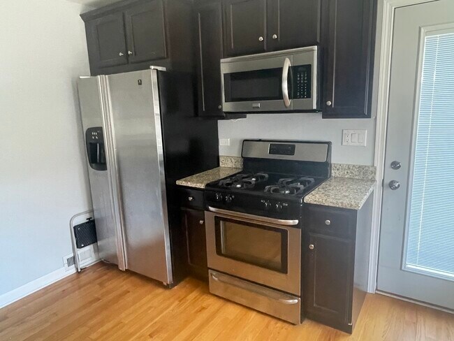 Photo - 801 Fairfield Ave