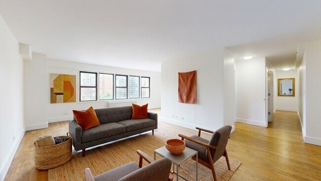 Building Photo - 220 E 63rd St Unit 12N