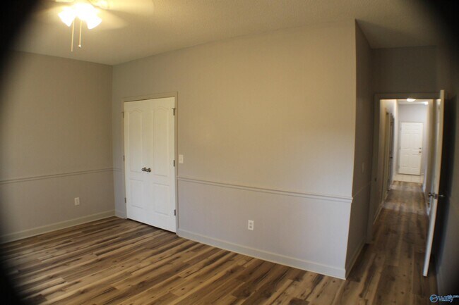 Photo - 111 Ervington Pl