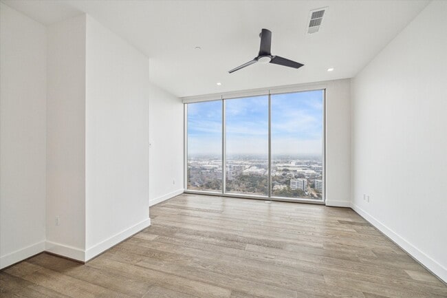 Photo - 1711 Allen Pkwy Unit 2701
