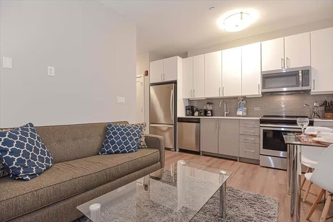 40 E Pier Dr Unit SI ID1039897P