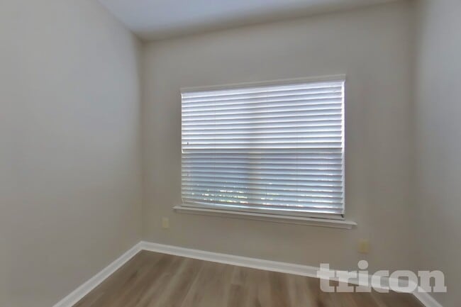 Photo - 155 Hickory Hills Dr