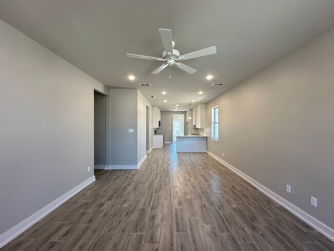 Photo - 3 Bedroom 2 Bath Newly Construction in Whitehouse!