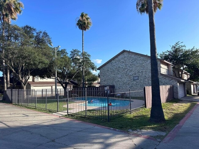 Photo - 8801 McPherson Rd Unit 1-F