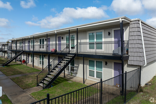 Primary - University Villas Apartments