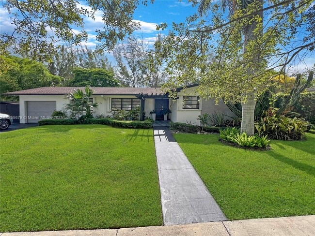 Building Photo - 4611 SW 82nd Ct Rental