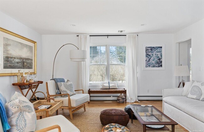 Photo - 355 Midway Rd