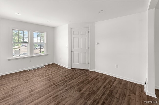 Photo - 8521 Sheridan Dr