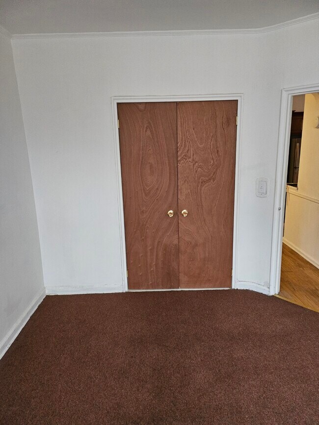 Photo - 1042 Ralph Ave House