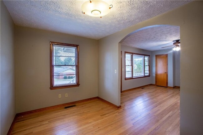 Photo - 133 Nelson St