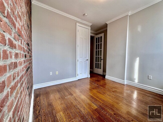 Photo - MOTT ST. Unit 8