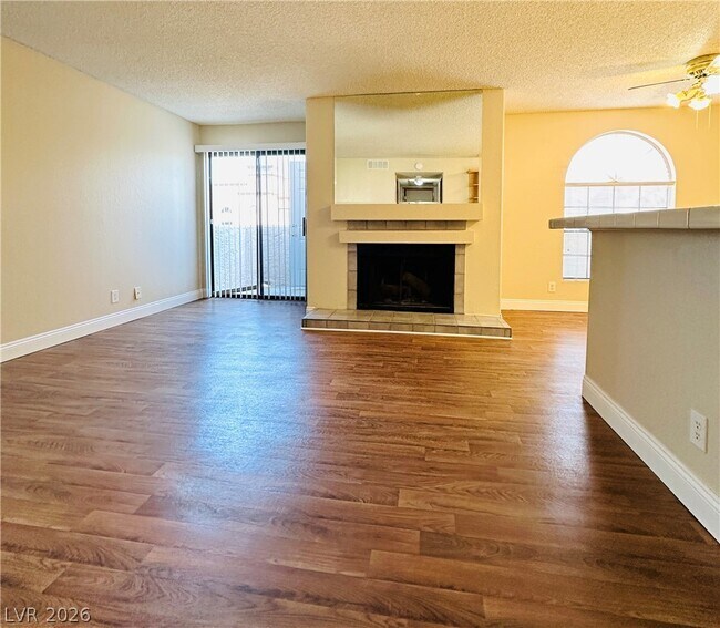 Photo - 2977 Juniper Hills Blvd Unit 203
