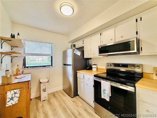 7410 S Ocean Dr Unidad 209