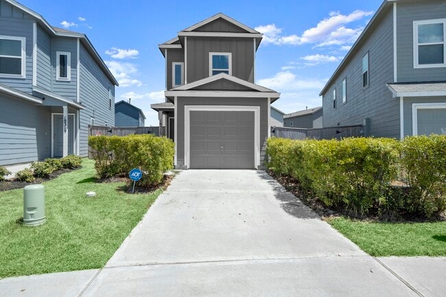 Building Photo - 18323 Palazzo Romano Ln