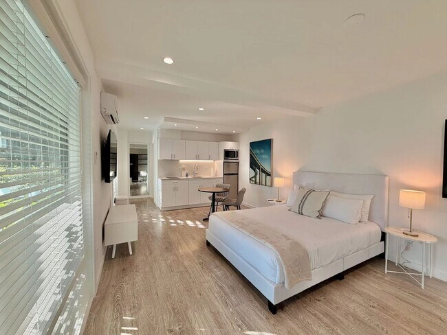 Wilshire Embassy Apartments