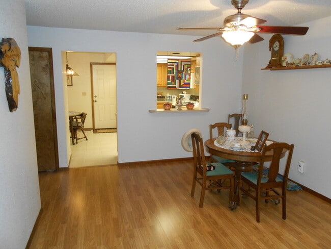 Photo - Charming 2 Bed/2 Bath Condo Near the Sculpture Park