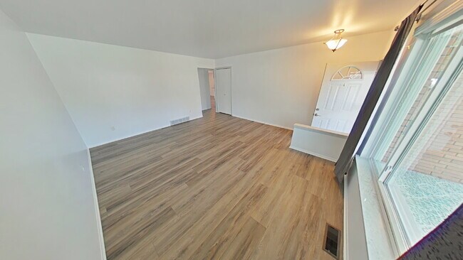 Photo - 13250 De Mott Dr