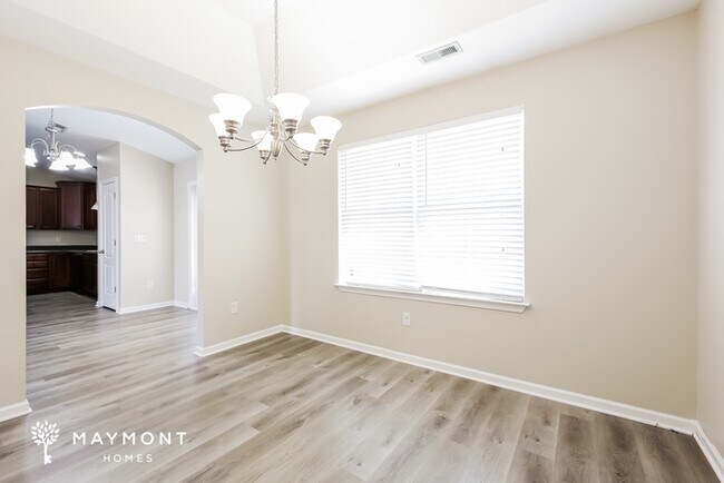 Photo - 267 Walcott Dr