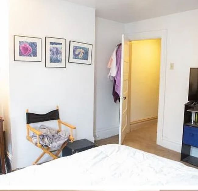 Photo - 4637 Plummer St