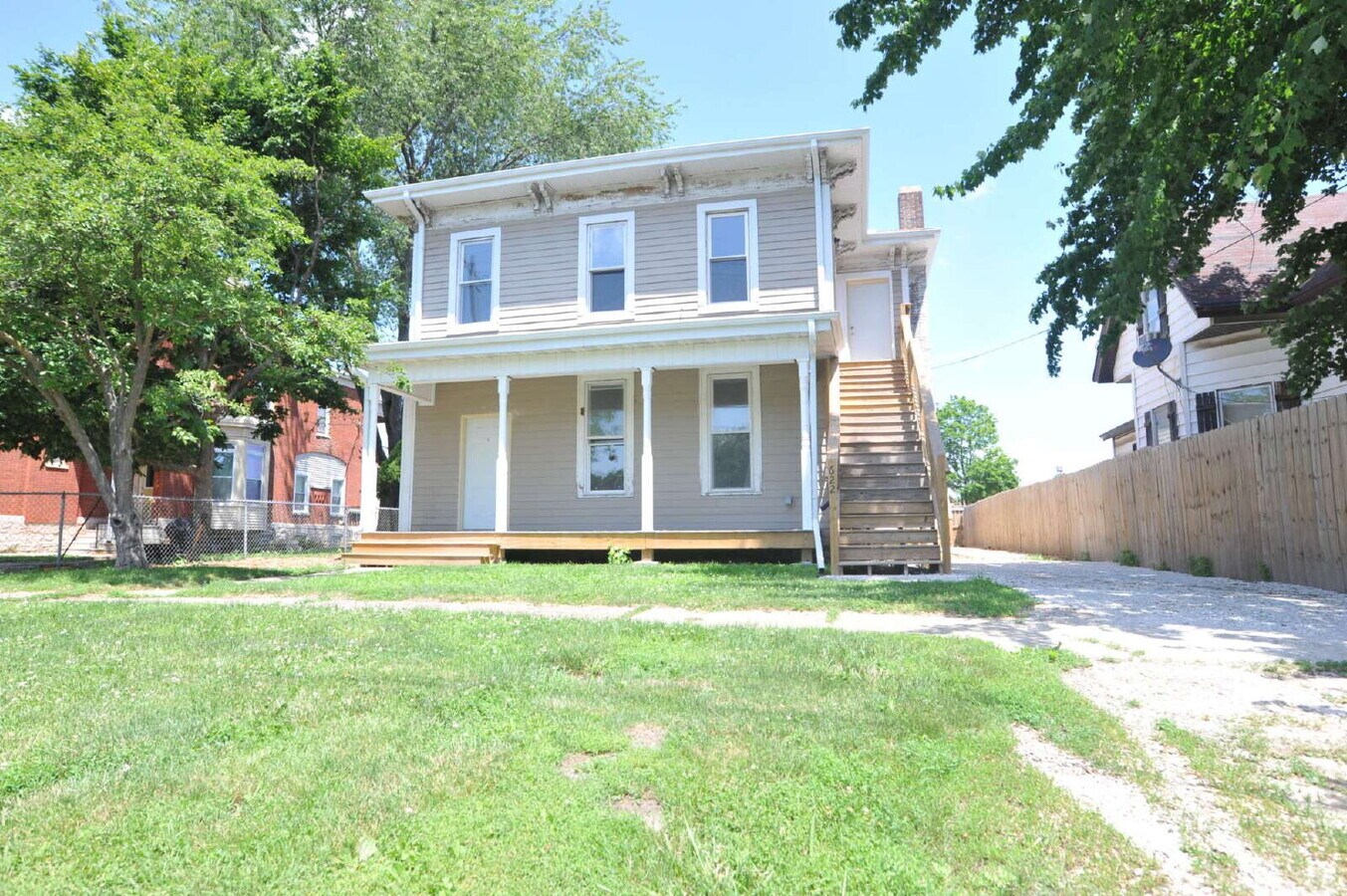 1-BEDROOM APARTMENT IN OTTAWA - 1-BEDROOM APARTMENT IN OTTAWA Unit Apt B