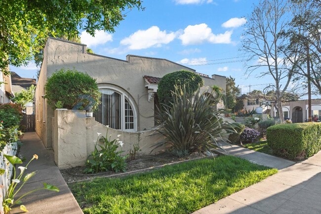 Photo - 148 Clayton Ave