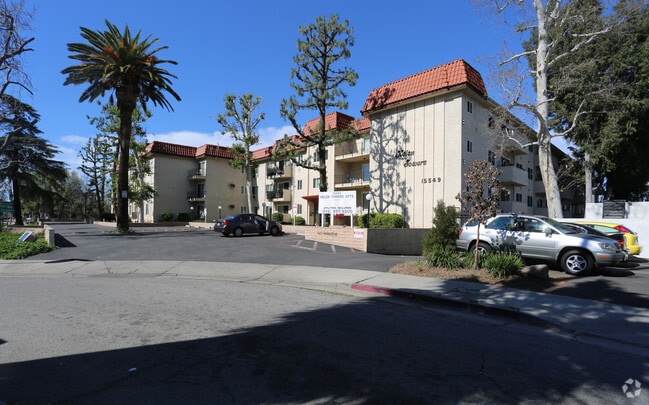 Photo - Helen Towers Apartments