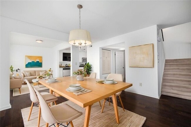 Photo - 1468 Briarwood Rd NE