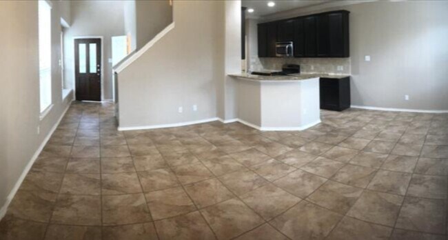 Photo - 24530 Folkstone Cir