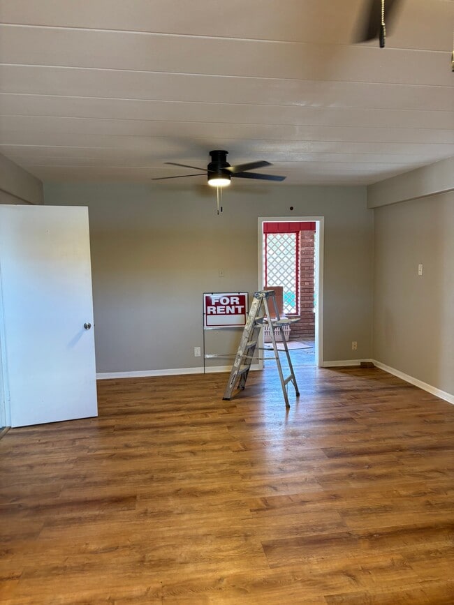 4605 Gollihar Rd Unidad 4
